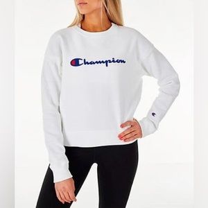 NWT Women Size Medium Champion Reverse Weave Crewneck Sweater With Chenille Logo